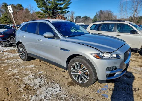 2018 Jaguar F-Pace Premium z USA, uszkodzony, nr VIN SADCJ2FN4JA273161